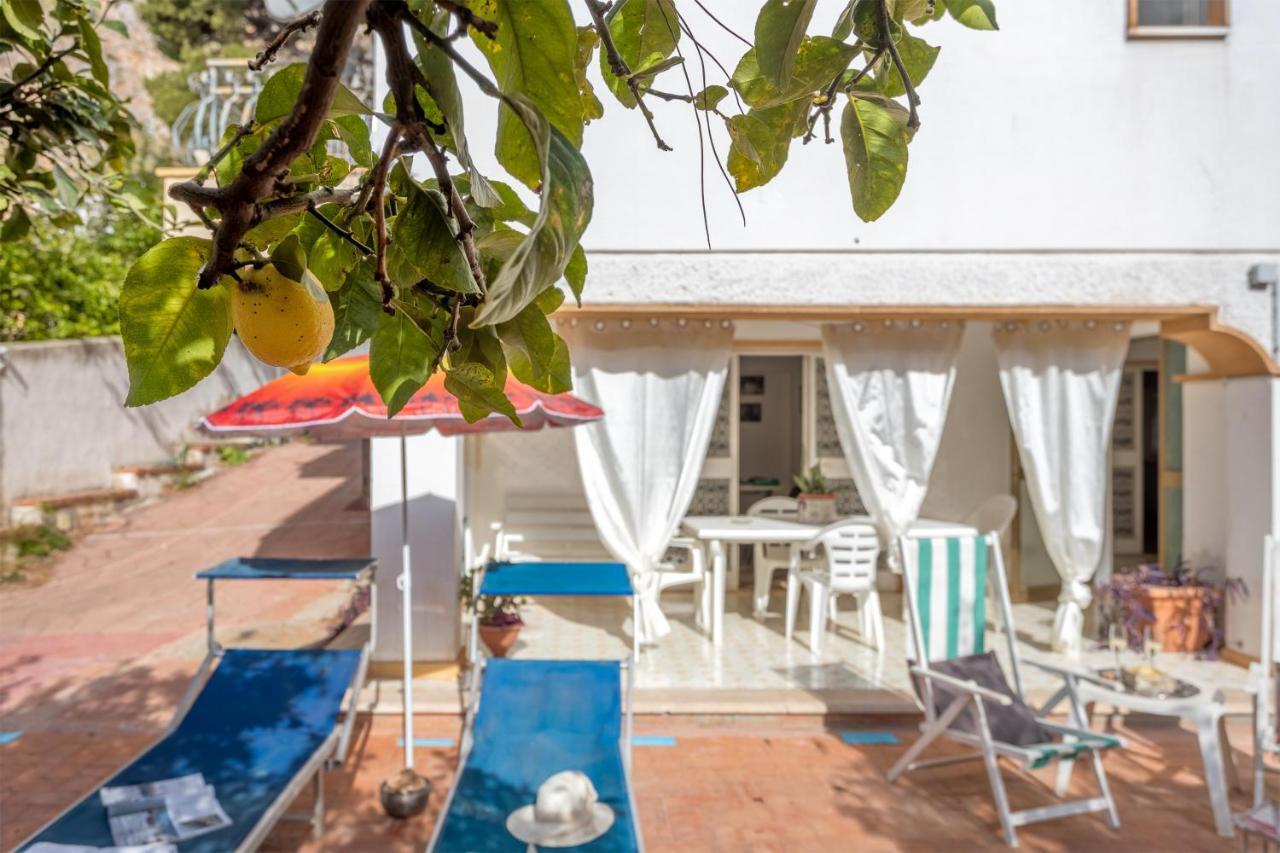 Casa In Villa A Mondello-700M Dal Mare Palermo Eksteriør billede