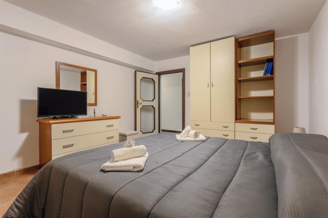 Casa In Villa A Mondello-700M Dal Mare Palermo Eksteriør billede